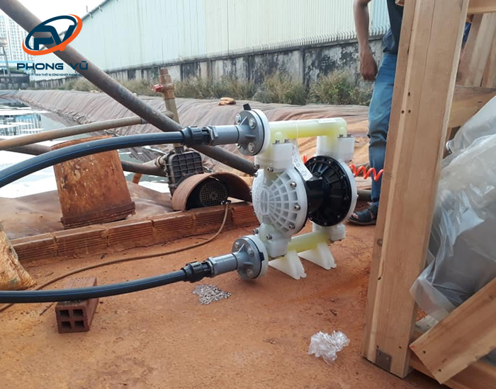 Lắp đặt máy bơm keo đặc