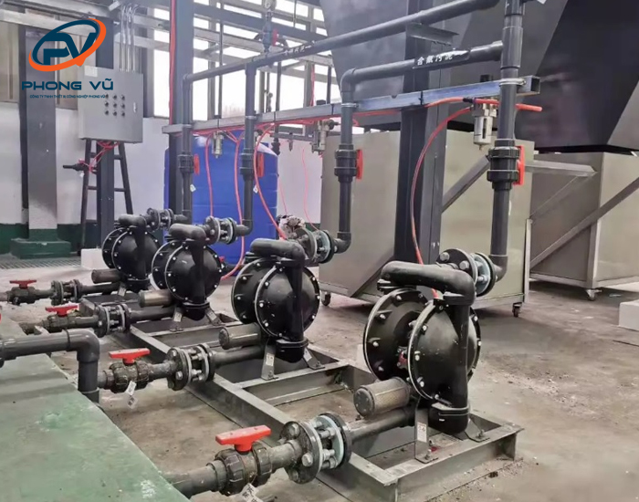 Lắp đặt máy bơm màng khí nén vận chuyển dầu thô
