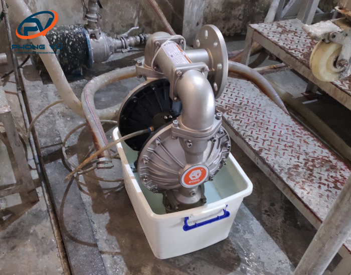Lắp đặt máy bơm màng trong nhà máy sản xuất thuốc bảo vệ thực vật
