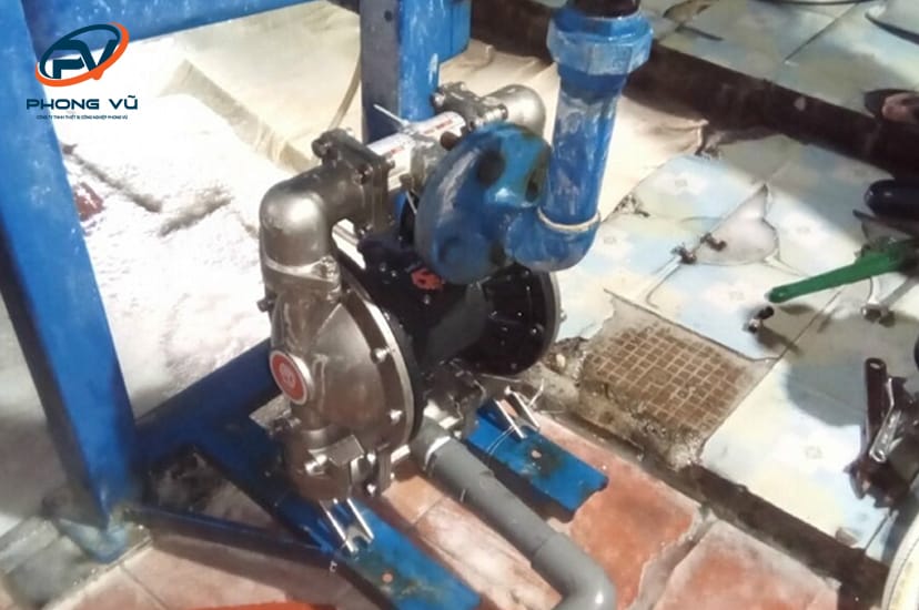 Lắp đặt máy bơm màng inox tại nhà máy sản xuất nước mắm